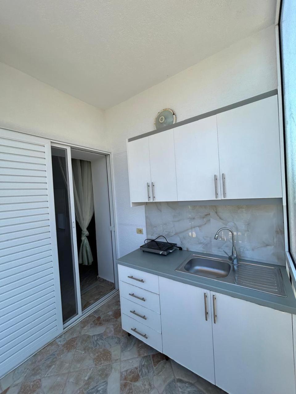 Caushi Apartments Ksamil Exterior foto